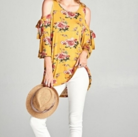 ODDY Tops - 🆕Cold Shoulder Sleeved Top